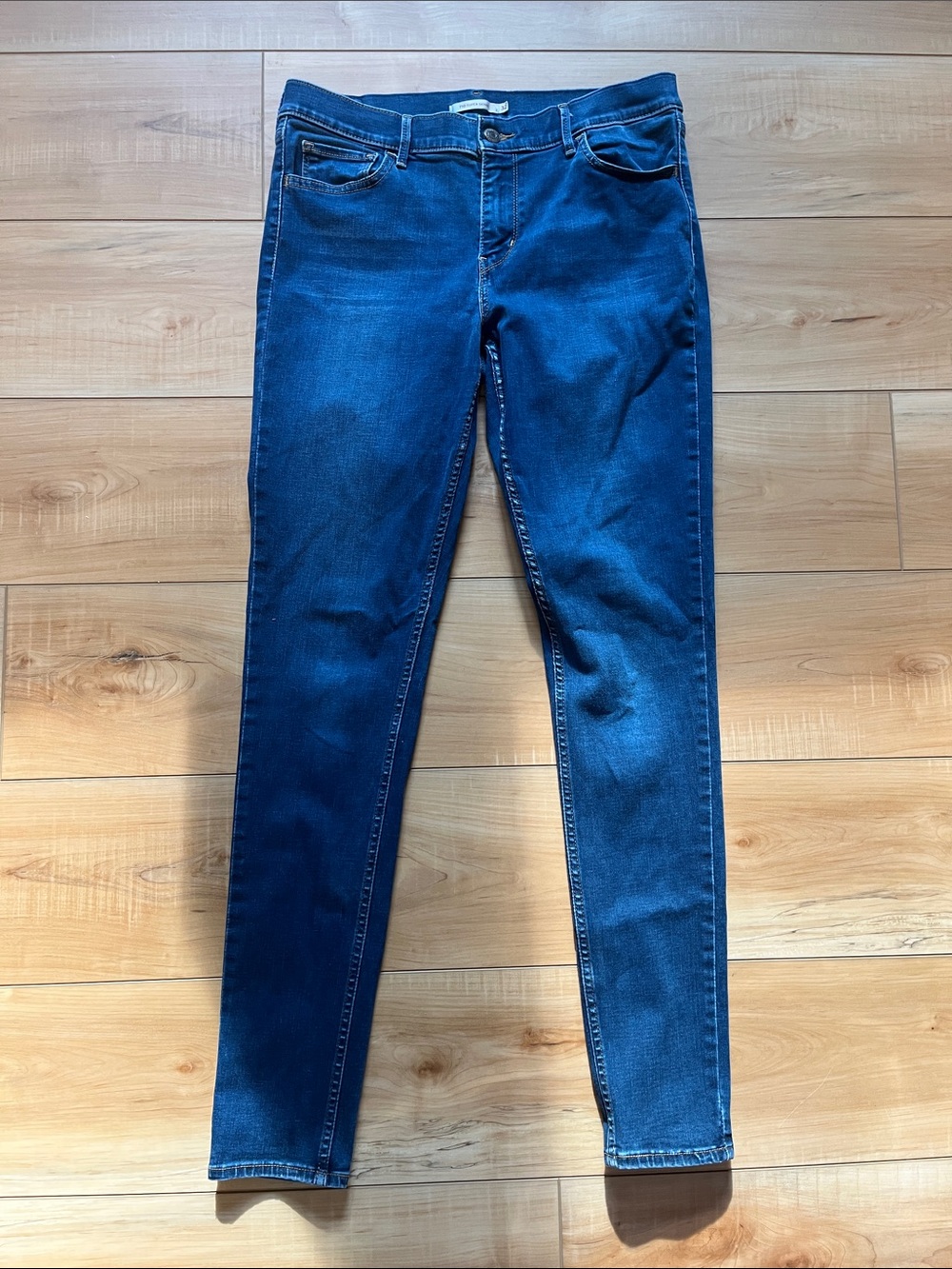 Classic Dark Blue Skinny Jeans - Women